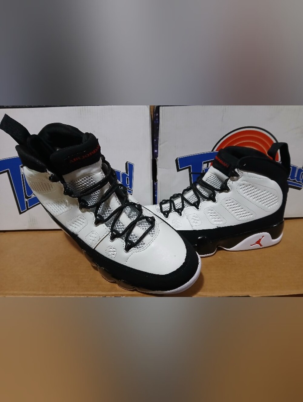Original Retro Brand Men's White and Black High-Top Sneakers with Red Detail